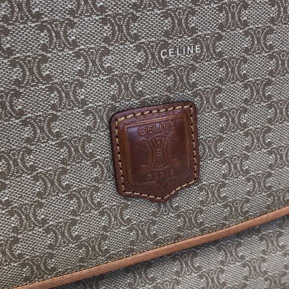 CELINE MACADAME ENVELOPE CLUTCH - Picture 5 of 15